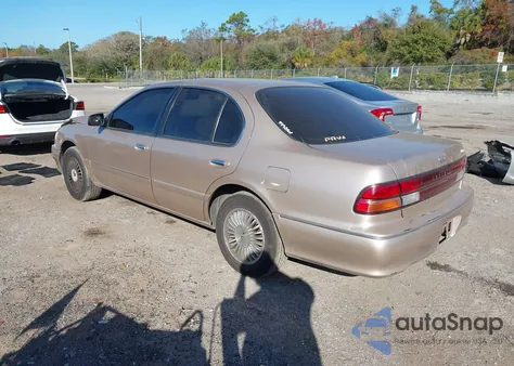 1997 Infiniti I30 Touring z USA, uszkodzony, nr VIN JNKCA21D3VT515652